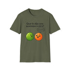 Que le dijo una quenepa a otra? T-Shirt