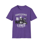 Sobreviviendo Un Lunes  BW T-Shirt