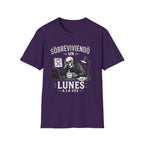 Sobreviviendo Un Lunes  BW T-Shirt